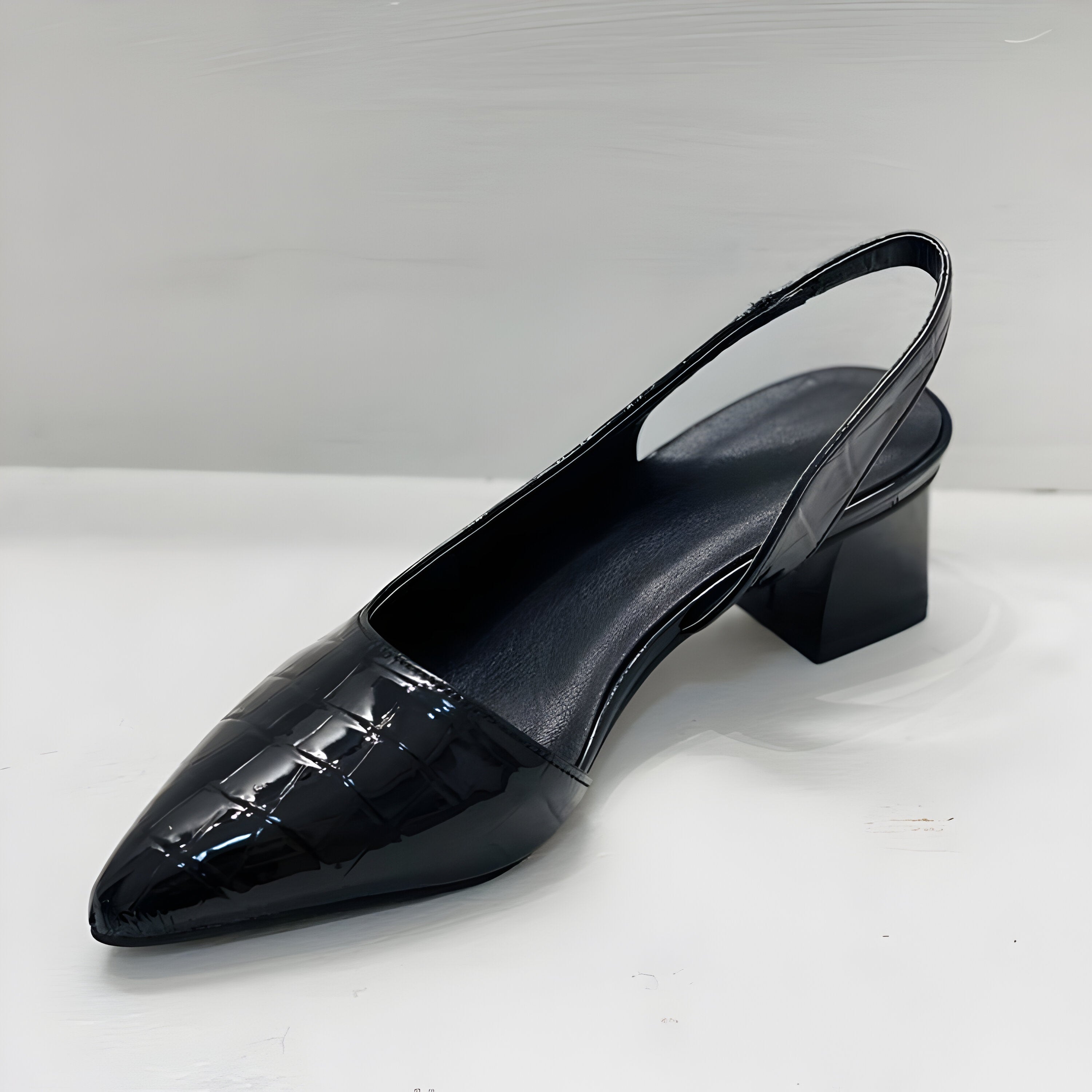 Ordo Maison™ Milano Scarpe Punta Larga Wynn